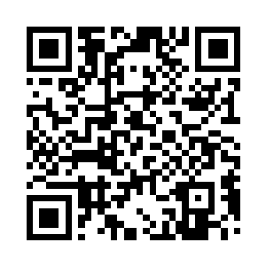 轻松无比的就将那僵尸的手臂斩落了下来二维码生成