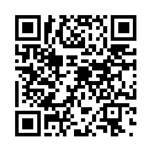 轻装赶来的简并没带什么多余的行李二维码生成