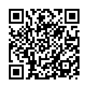 辰玺一个手刀将与他们对峙的弟子劈晕二维码生成