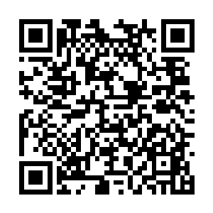 边上另外几家大人府上的夫人顿时便跟着哭了起来二维码生成