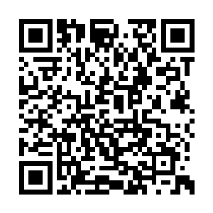 边说着贝海从口袋里摸出了手机拨了卡森的号码二维码生成