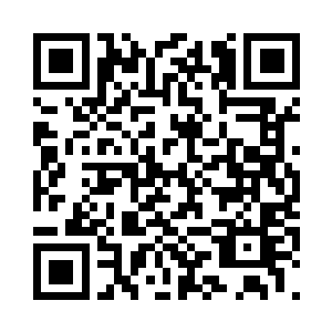 迎上了月华水润的眼睛和紧咬的嘴唇二维码生成