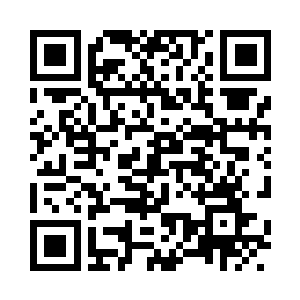 迎着掌声和欢呼声朝着我们走了过来二维码生成