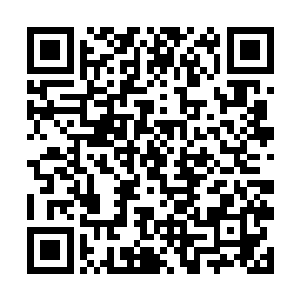 迎面不时有健身运动的当地人友好地跟他主动打招呼二维码生成