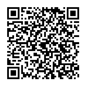 运用全身的修为向着自己神识锁定的一个符人轰轰隆隆地攻击了过去二维码生成