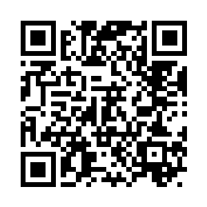 还一边伸手准备去拿赵小雅手中的拉杆箱二维码生成