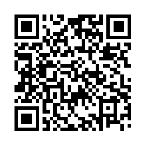 还不不由的向那慕容雨投去了恶毒的眼神二维码生成