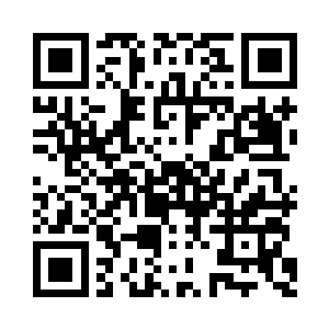 还举起四根手指头做出发誓的举动二维码生成