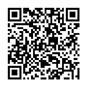 还在自己说完话都不跟自己打声招呼就转身离开了二维码生成