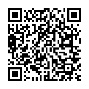还差十来步就要打照面的对手看装扮也是一员身份不低的大将二维码生成