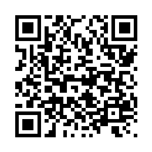 还很嫌弃的不停的抱着孩子跟他保持距离二维码生成