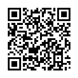 还故意朝门口监视器的位置比了一个V二维码生成