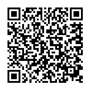 还是我们在天凰书院的时候秦天那个老头子就已经饿开始布置那边的场地了二维码生成