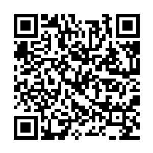 还是考虑到在发布这张以英文歌为主的专辑的时候二维码生成