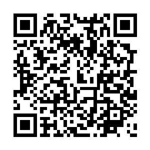 还是能从南宫流云保护下的苏落手里拿回暮云剑二维码生成