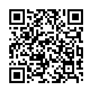 还是自己在巴黎时为这两幅古字画准备的二维码生成