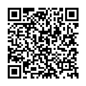 还是自己已经真的喜欢上了眼前这个健壮的男人二维码生成