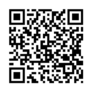 还有一个小人则一巴掌扇倒前一个小人二维码生成