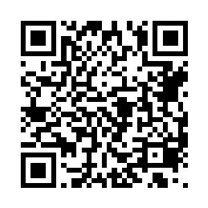 还有两个像是医生和护士模样的出来了二维码生成