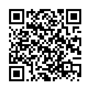 还有几份报纸报道了安远广场举行的庆祝舞台二维码生成