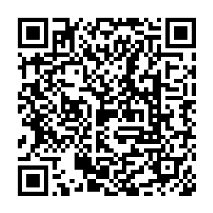 还有利用大地之中的各种奇异金属和矿物创造出各种匪夷所思的宝物二维码生成