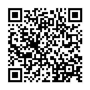 还有热水给珍妮暖一下――她提出自己不喝茶和咖啡之后二维码生成