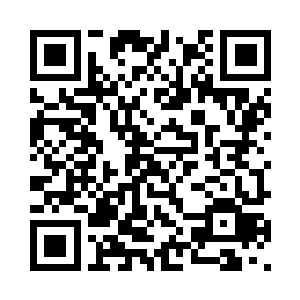 还有那粘稠的血水在半空中飘散着二维码生成