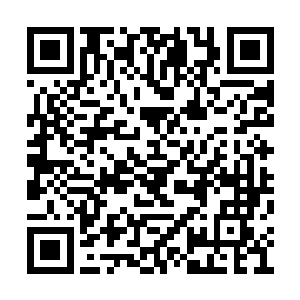 还没算上他和万老板弄的那个什么土特产的买卖二维码生成