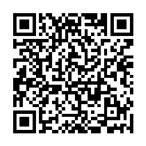 还生怕对一干兄弟刺激得不够地做出了一脸陶醉之色二维码生成