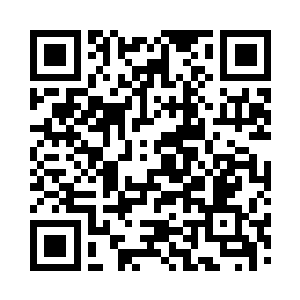 这……这个……真的是刚才那个萧易吗二维码生成