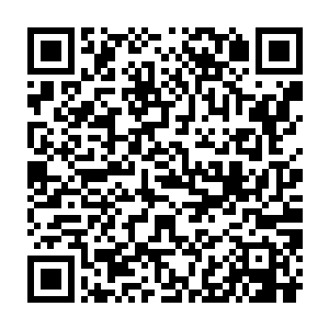 这一个多月来冯西辉已经记不清自己有几天是十点钟之前回家的了二维码生成