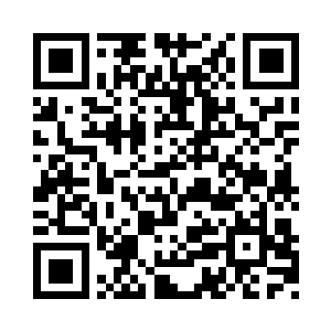 这一刻那些执拗的想法统统被扫到脑后去了二维码生成