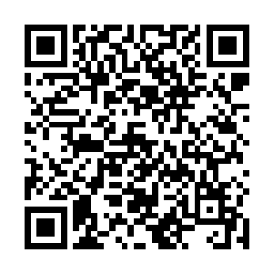 这一对男女目瞪口呆地看着正缓缓的站起身子的司见御二维码生成