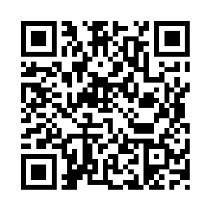 这一拍桌子站起身来的气势也是有些夸张二维码生成