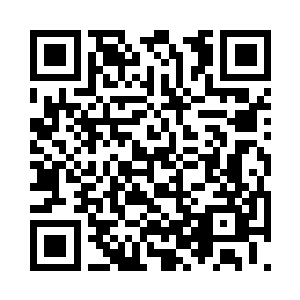 这一瞬间她仿佛听到他的心跳暂时停止了二维码生成