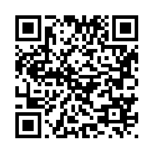 这一霎他的眼神落在绯罗的脸颊上二维码生成