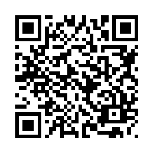 这三人的表演用他的眼光看很挫劣二维码生成