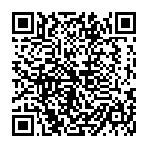 这世上不乏一个男人为了一个认识没几天的女人就抛弃父母家庭远走高飞的二维码生成