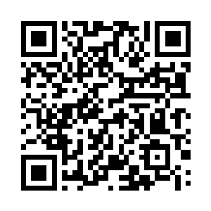 这两人也只穿着一件单薄的迷彩小背心二维码生成