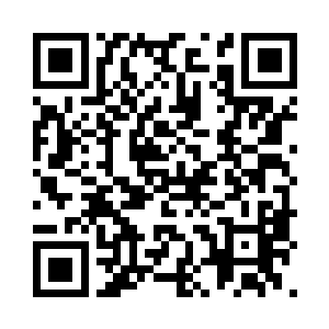 这两艘飞艇已经退到飞马城内的天空中去了二维码生成