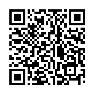 这个人却是若无其事丝毫都没有要松手的样子二维码生成