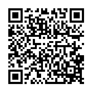 这个公式无论在什么环境以及背景之下都是绝对不成立的二维码生成