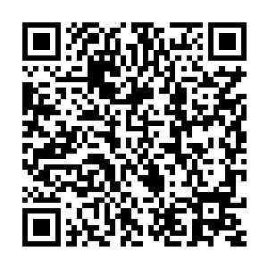 这个只要看看秦方此刻脸上的表情就知道了……不但没有半点的担心二维码生成