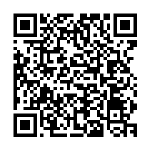 这个墨镜是刚才赵纯良被击飞出去的时候跟着一同摔到地上的二维码生成