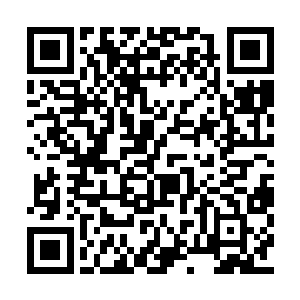 这个女人不要看她平时总是一副容忍不语的样子二维码生成