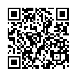 这个孩子跟养父和养母的感情非常的深厚二维码生成