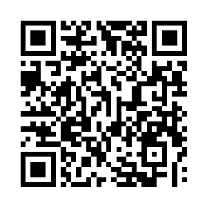 这个家伙突然把拎在手里消防斧扔了出去二维码生成