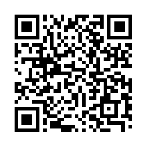 这个时候终于跃到了那块拱起的木排之上二维码生成