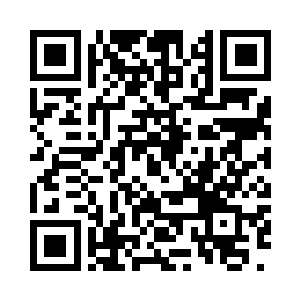 这么大的胸不仅要承受男士们上下打量的眼光二维码生成