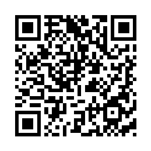 这些大人物们更是一个个地主动走上前去二维码生成